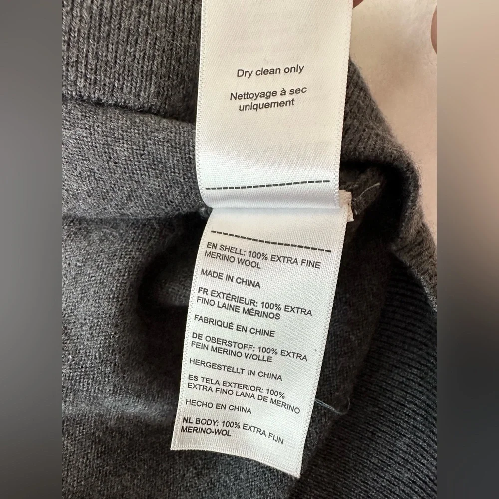 UNTUCKit Belguardo  Merino Wool Quarter -Zip Sweater Size Small